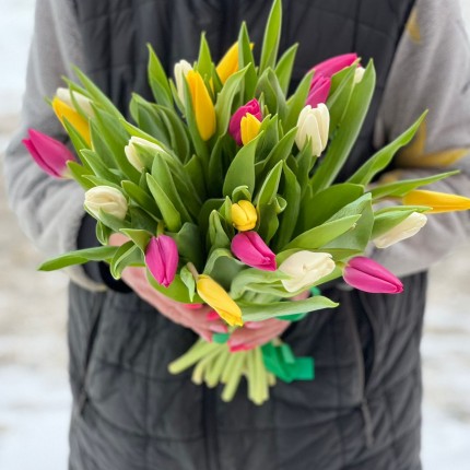 Букет из разноцветных тюльпанов - заказать с доставкой в Набережных Челнах